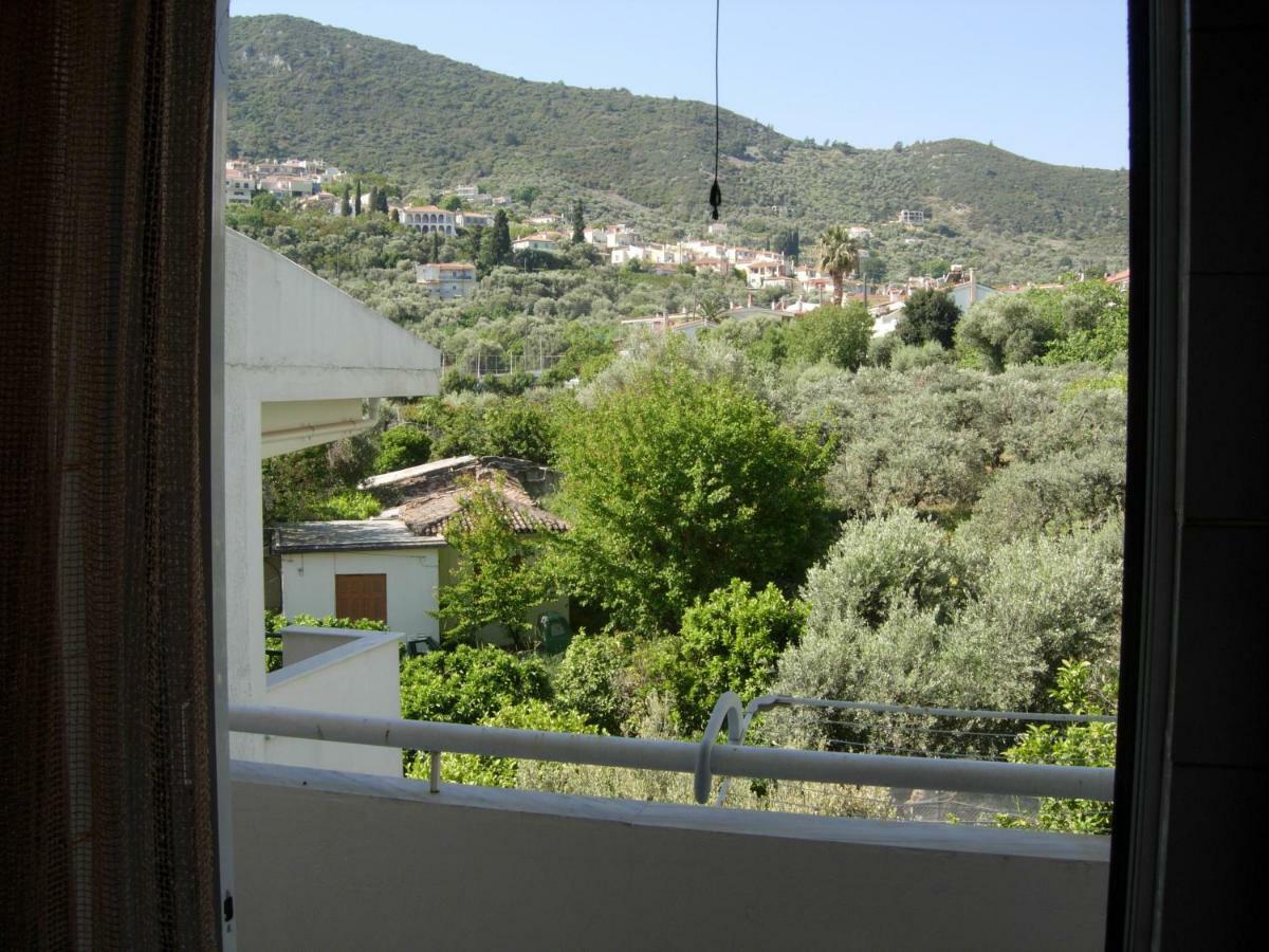 B1 Apt Mytilini Exterior photo